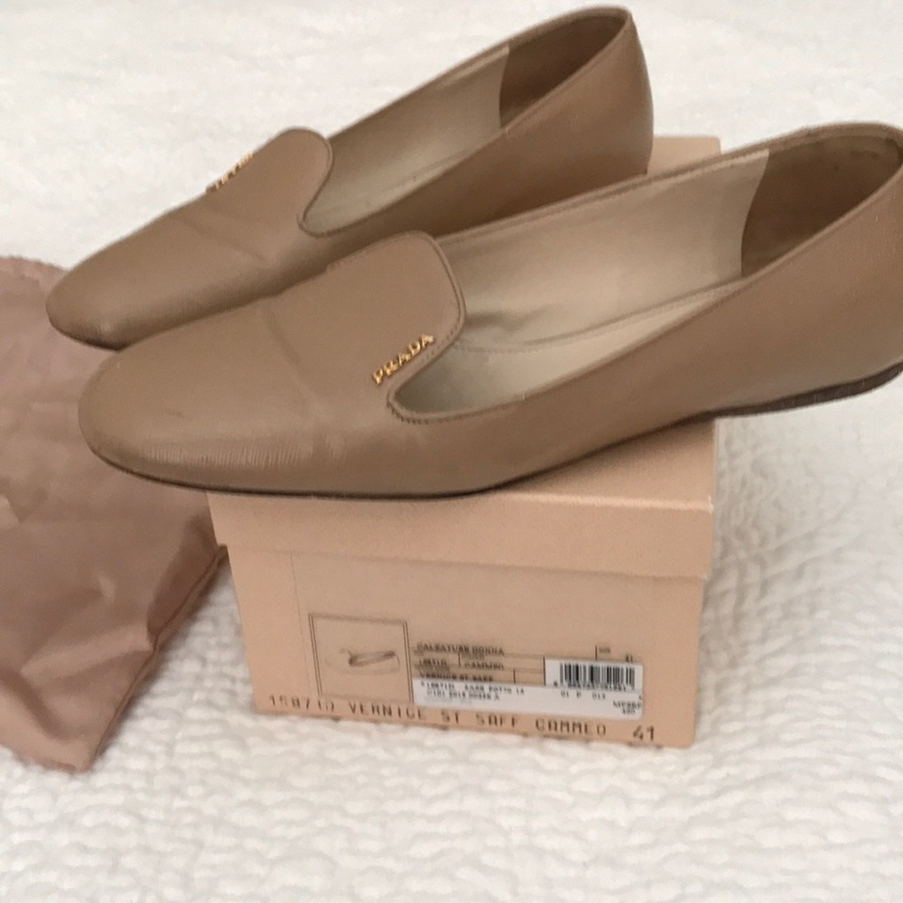 Prada flat - Picture 4 of 11